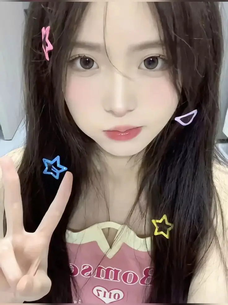 Ảnh gái đẹp làm avatar cuốn hút cho bạn