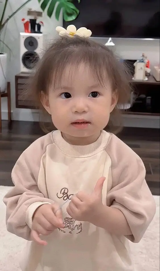 50 ảnh avatar em bé cute đáng yêu dễ thương nhất