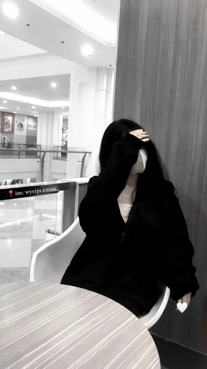 Gái Xinh Chụp Ảnh Nude Tự Tin