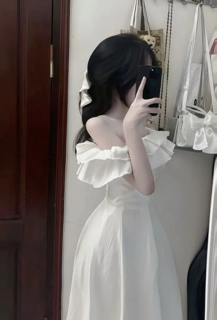 Gái xinh K8 che mặt gây thương nhớ