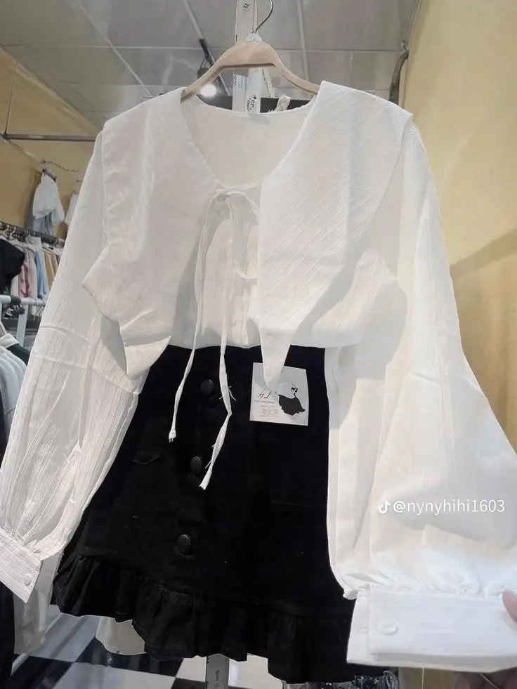 Gái xinh mặc áo croptop – Thời trang trẻ trung qua hình ảnh