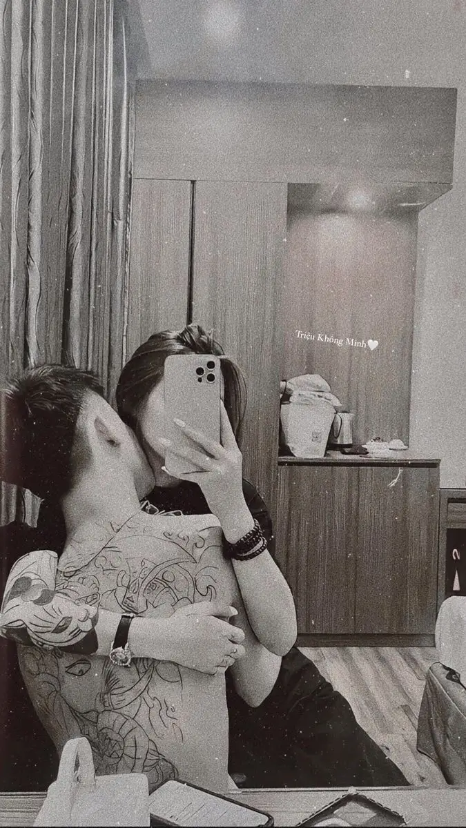 Hình xăm cặp đôi yêu nhau lãng mạn và ấn tượng