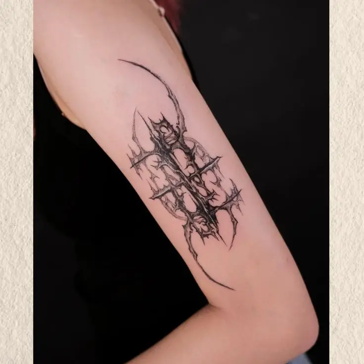 Hình Xăm Cô Gái Độc Lập Ý Nghĩa