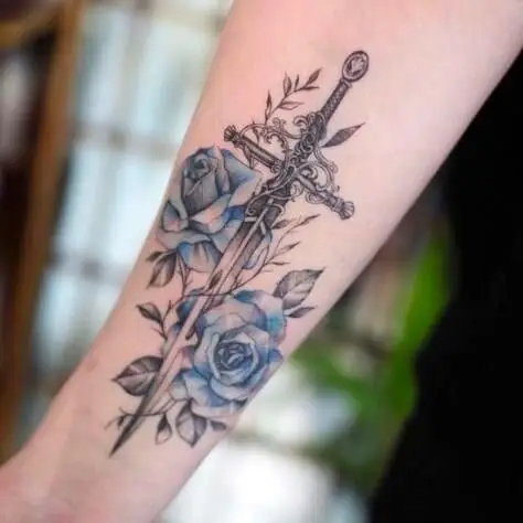 Hình Xăm Cổ Tay Đơn Giản Nhưng Ý Nghĩa