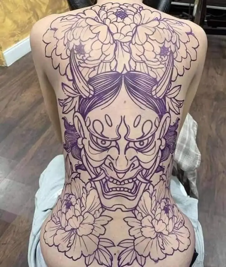 Hình xăm full lưng nữ: Kiểu dáng đẹp và ý nghĩa 31