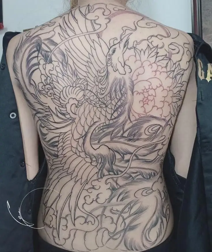 Hình xăm full lưng nữ: Kiểu dáng đẹp và ý nghĩa 34