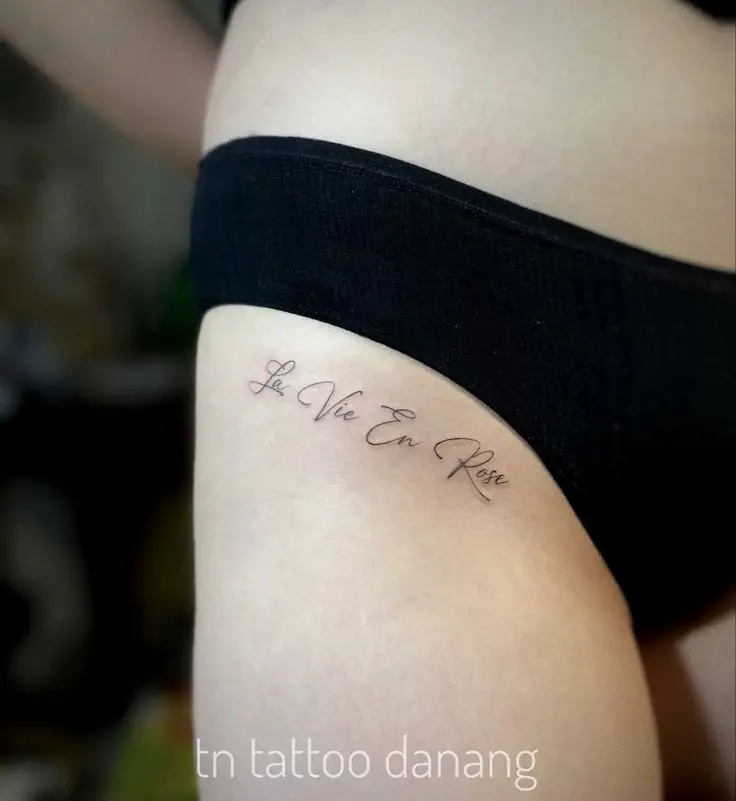 Hình Xăm Hoa Ở Ngực Cho Nữ – Tìm Kiếm Những Mẫu Xinh Xắn