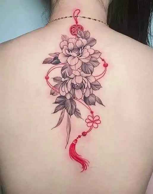 Hình Xăm Lưng Cho Nữ - Tôn Vinh Sự Quyến Rũ và Phong Cách 4