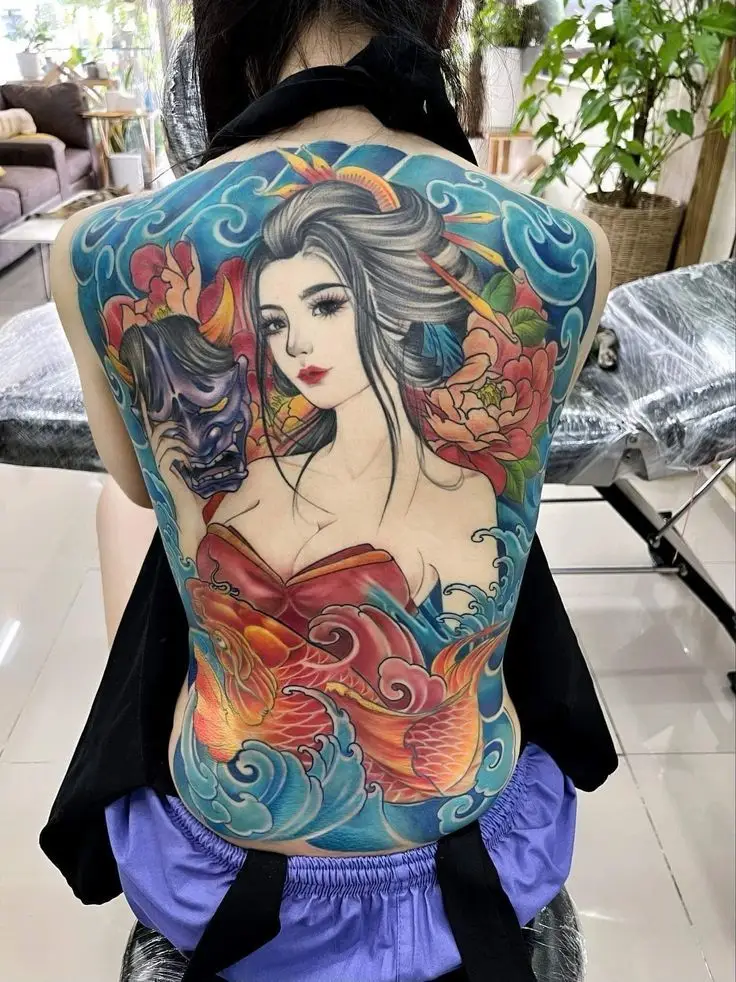 Hình Xăm Lưng Cho Nữ - Tôn Vinh Sự Quyến Rũ và Phong Cách 30