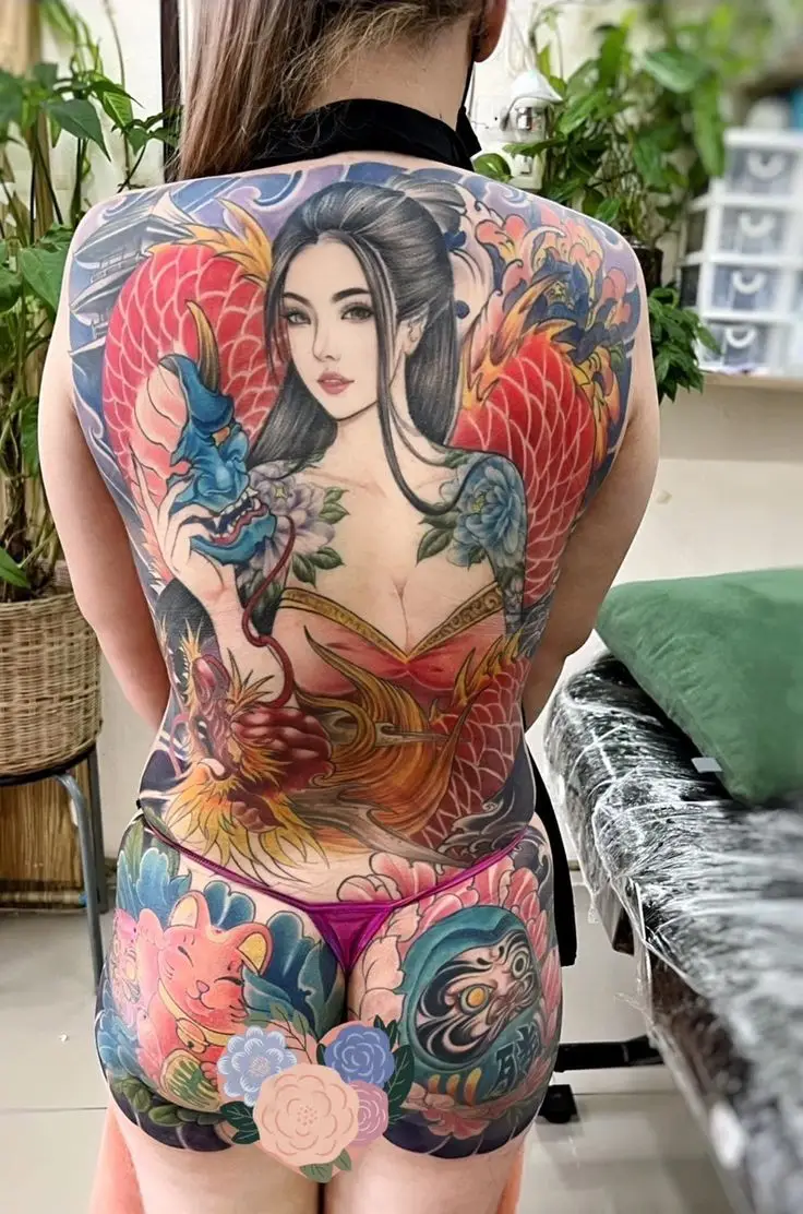 Hình Xăm Lưng Cho Nữ - Tôn Vinh Sự Quyến Rũ và Phong Cách 38