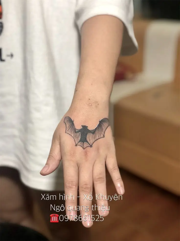 Hình xăm mu bàn tay chất - Những thiết kế độc đáo 5