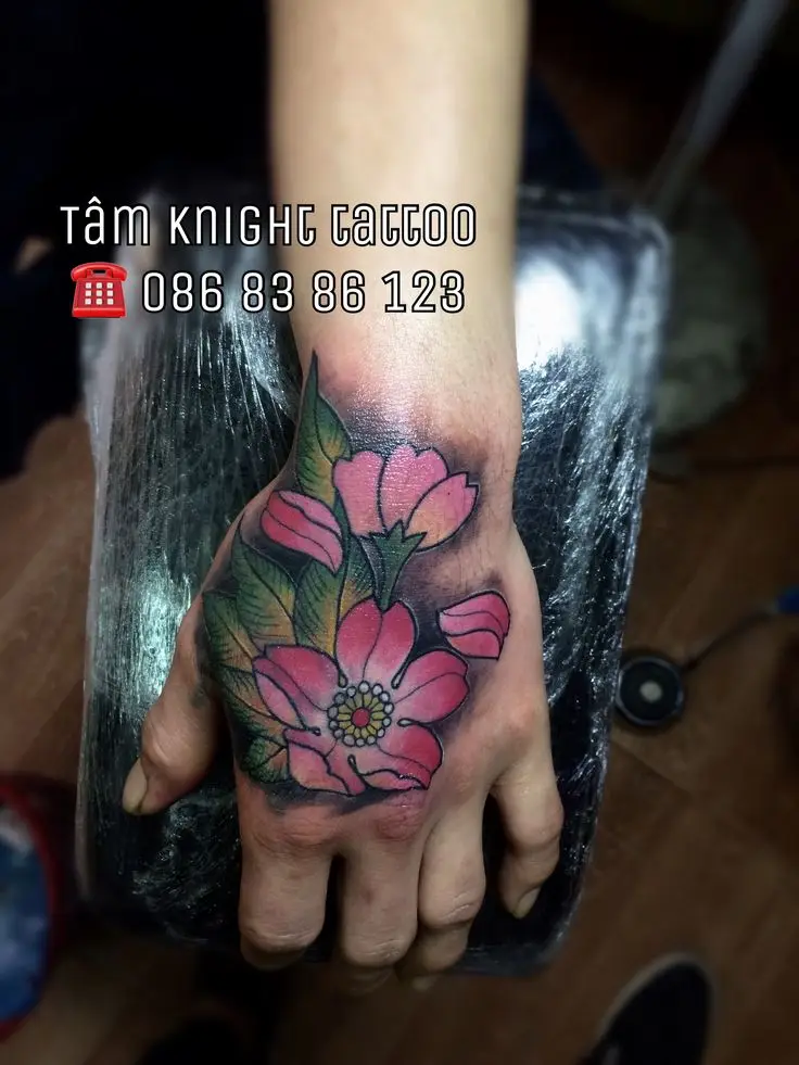 Hình xăm mu bàn tay chất - Những thiết kế độc đáo 36