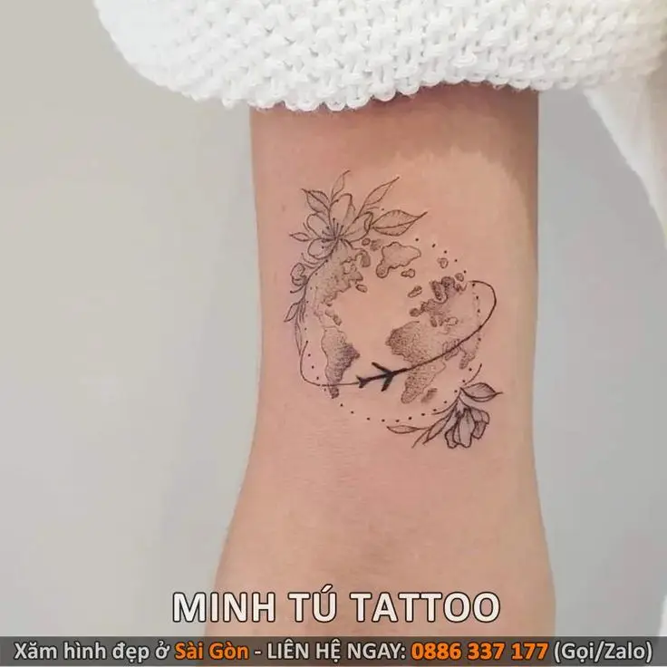 Hình Xăm Ở Bắp Tay Nữ: Ý Nghĩa và Xu Hướng Hiện Nay 16