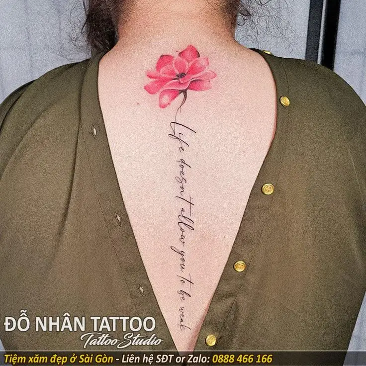 Hình Xăm Ở Lưng Nữ: Xinh Đẹp và Cá Tính 2