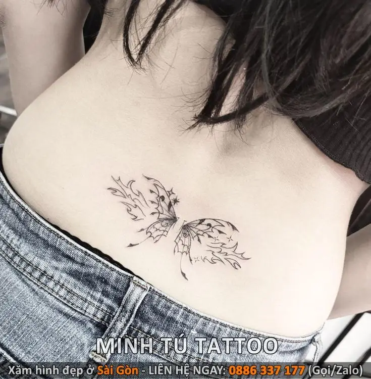 Hình Xăm Ở Lưng Nữ: Xinh Đẹp và Cá Tính 19
