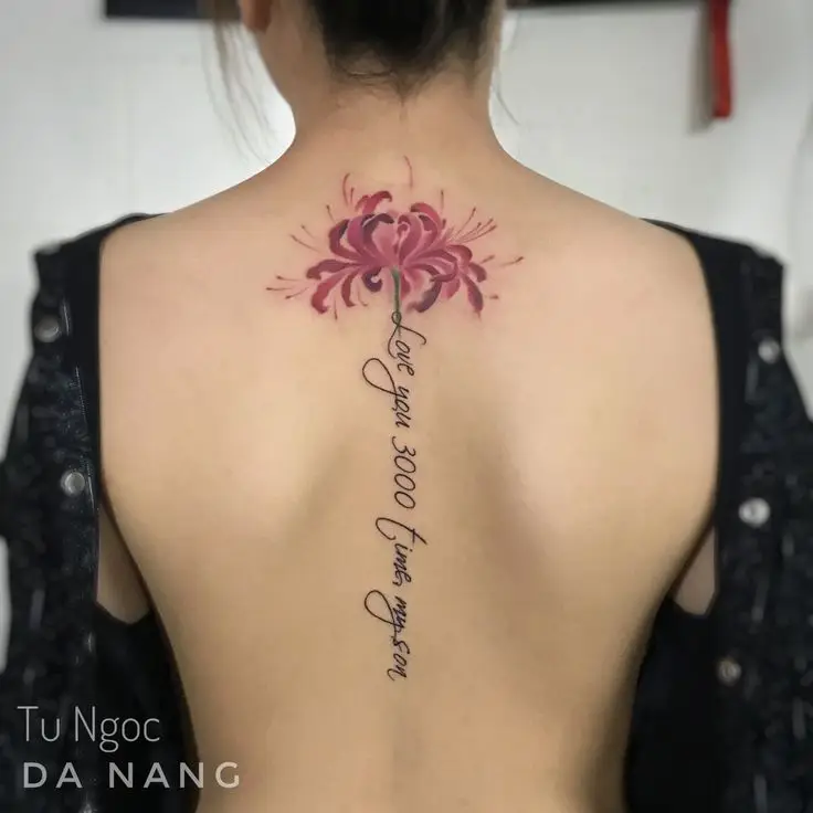 Hình Xăm Ở Lưng Nữ: Xinh Đẹp và Cá Tính 37