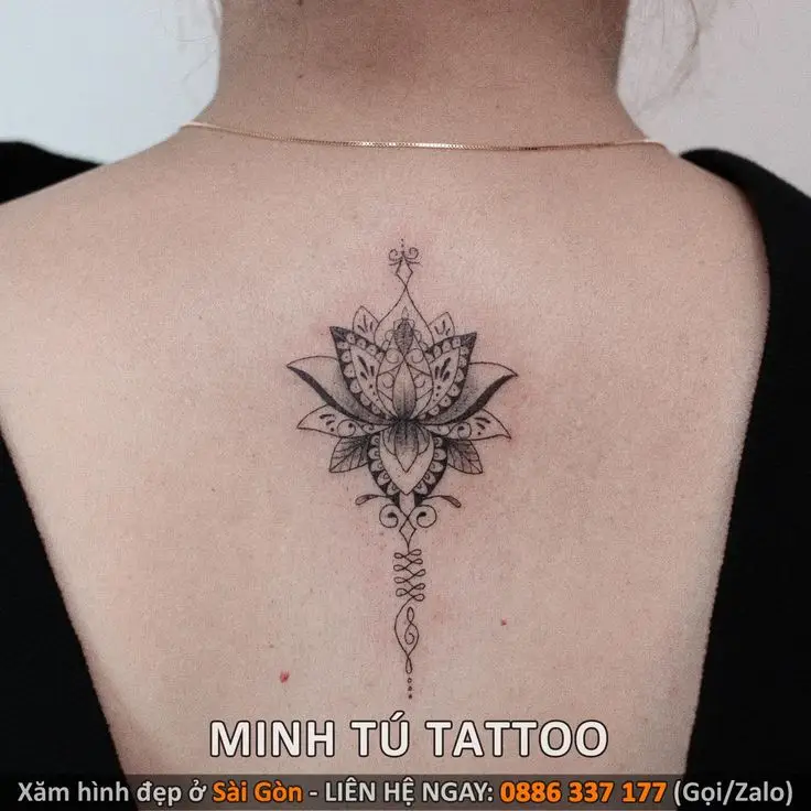 Hình Xăm Ở Lưng Nữ: Xinh Đẹp và Cá Tính 57