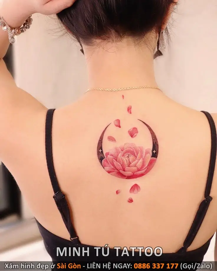 Hình Xăm Ở Lưng Nữ: Xinh Đẹp và Cá Tính 59