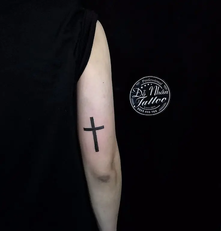 Hình Xăm Thánh Giá Có Cánh: Biểu Tượng Tự Do Và Đức Tin