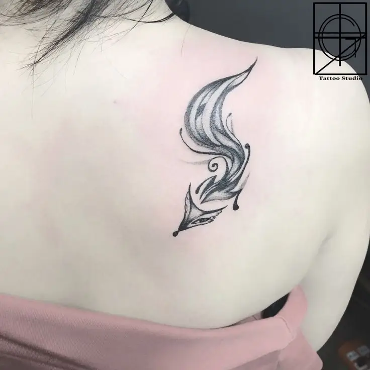 Những Hình Xăm Ở Bụng Cho Nữ Tự Tin 43