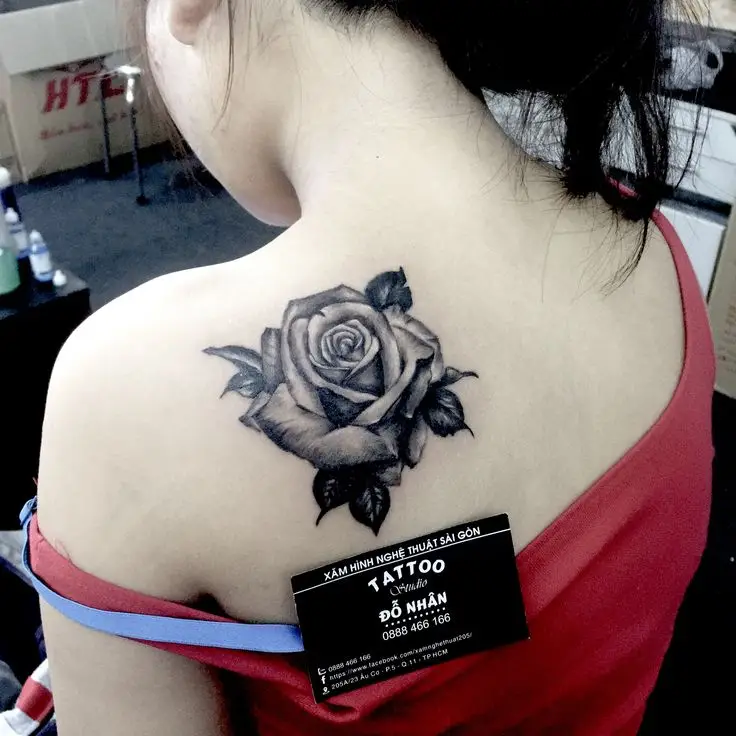 Ý Tưởng Xăm Hoa Tại Đùi Dành Cho Nữ – Xu Hướng Thời Trang Mới